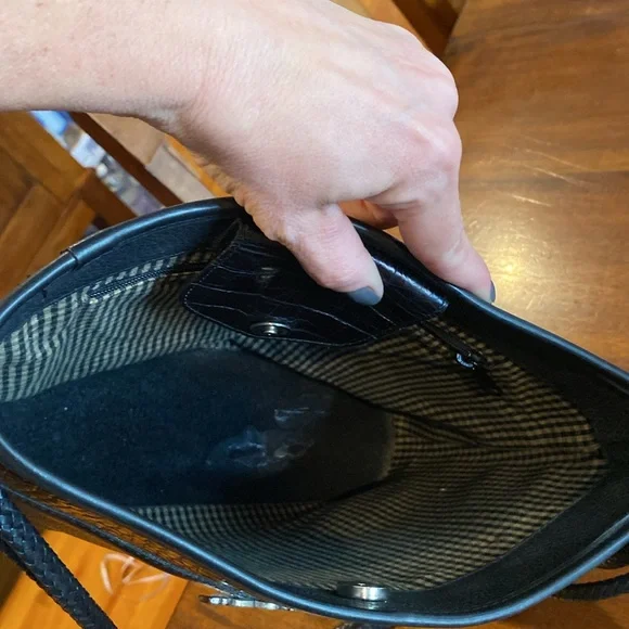 Brighton bucket bag - Picture 9 of 15